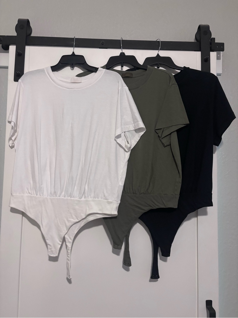 Nuuds Everyday T-Shirt bodysuit Short-Sleeve Bodysuit - White, Olive, Black